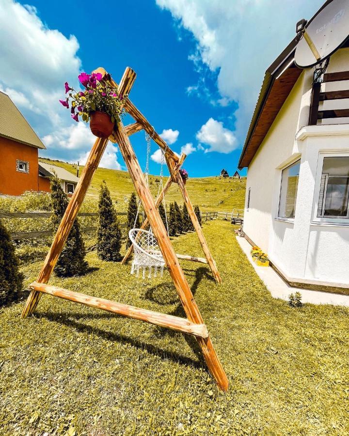 Guest House Sara Žabljak Kültér fotó