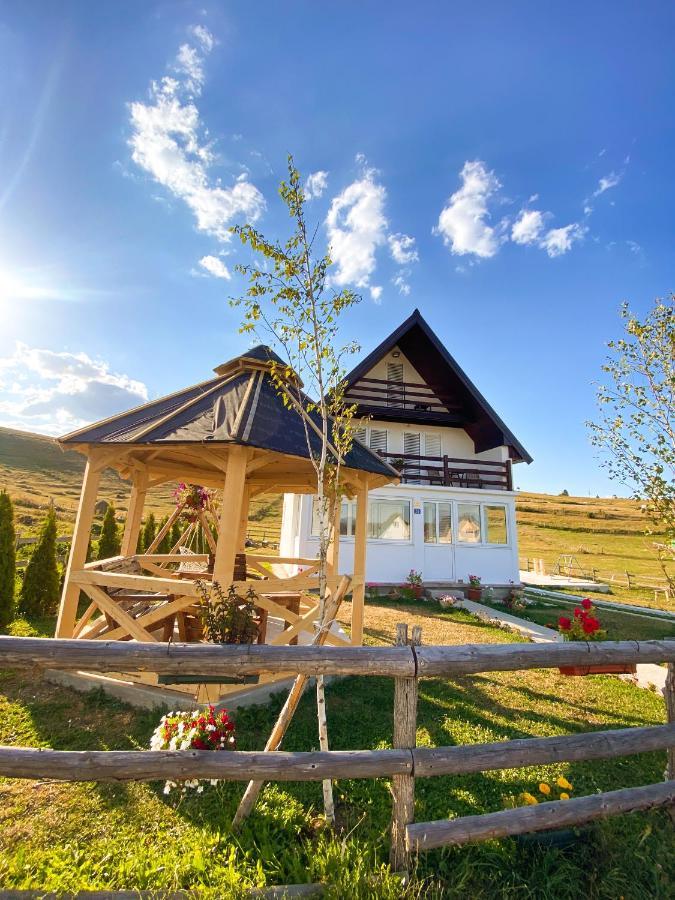 Guest House Sara Žabljak Kültér fotó