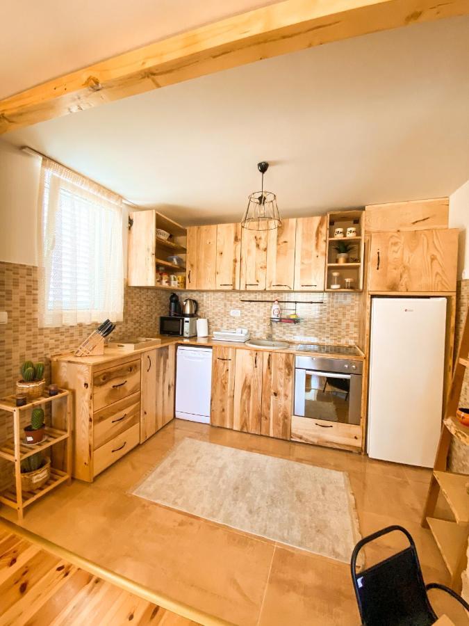 Guest House Sara Žabljak Kültér fotó