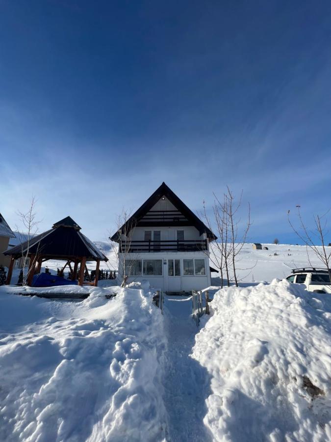 Guest House Sara Žabljak Kültér fotó
