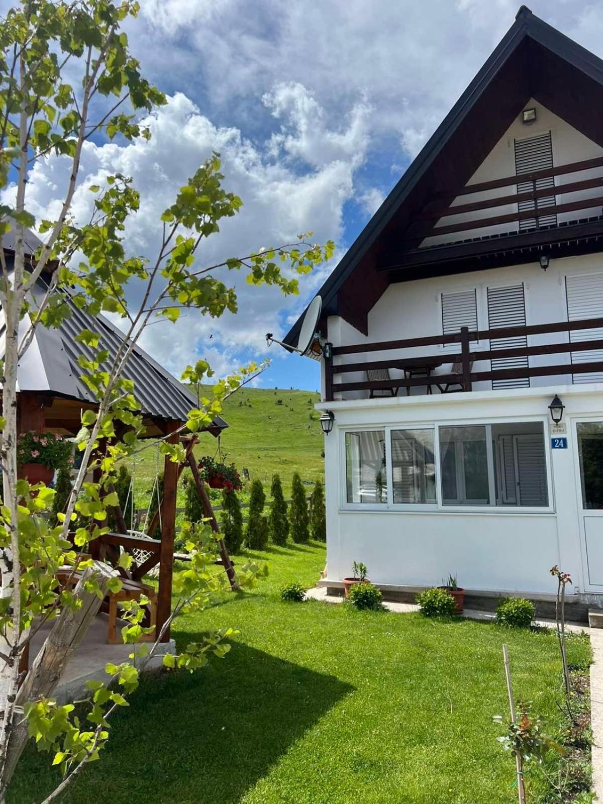 Guest House Sara Žabljak Kültér fotó