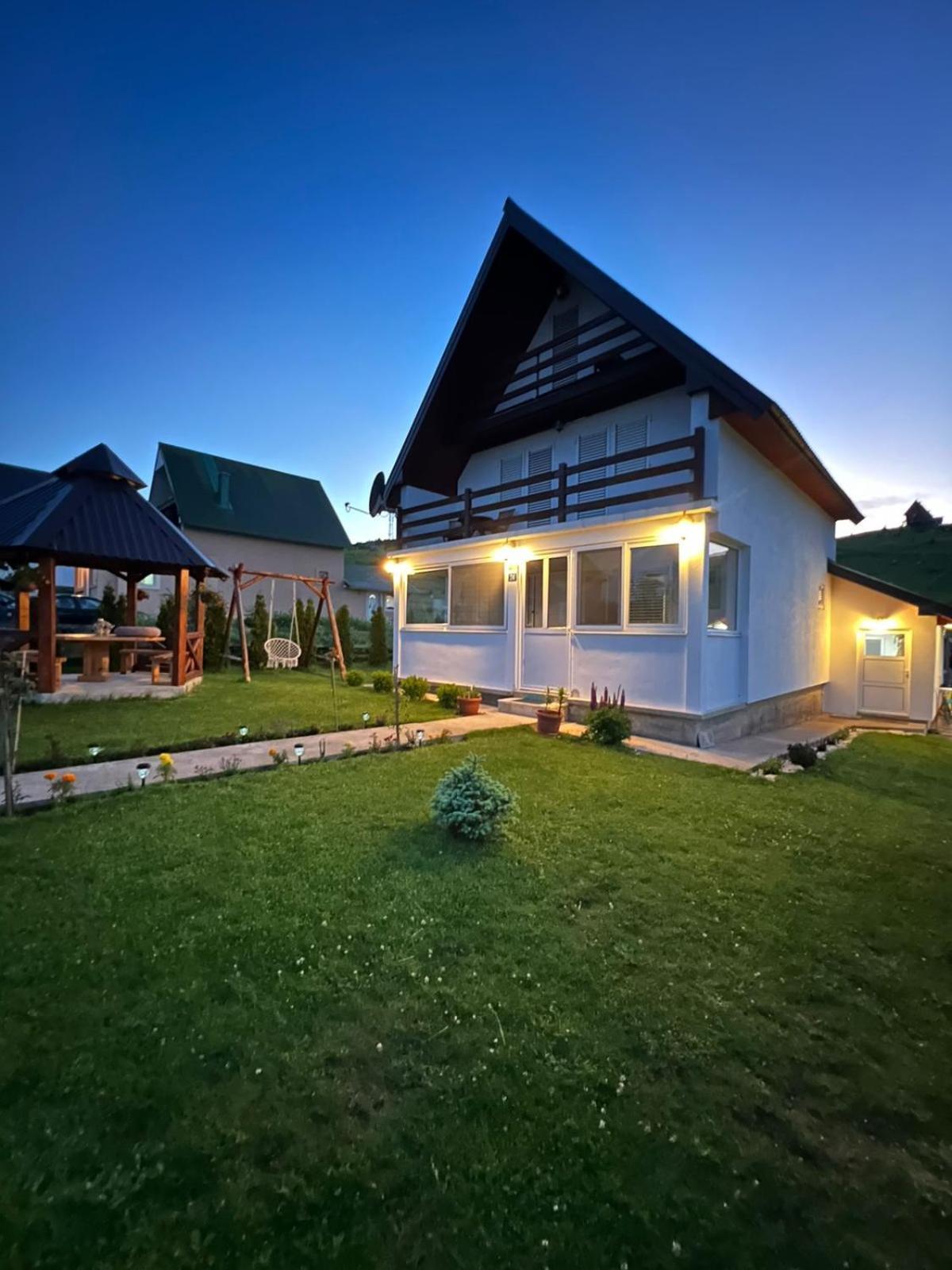 Guest House Sara Žabljak Kültér fotó
