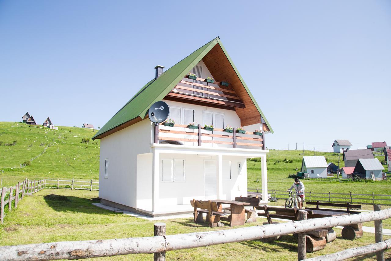 Guest House Sara Žabljak Kültér fotó